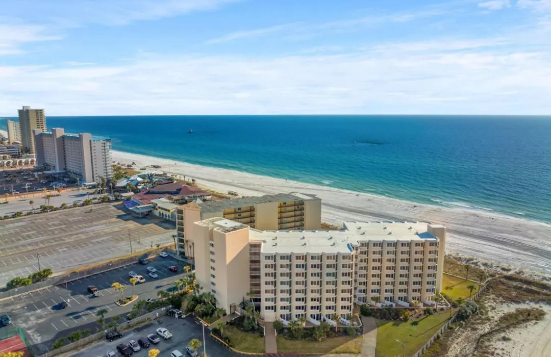 Top Of The Gulf 410 Beach Front Condo - Renovated!-1