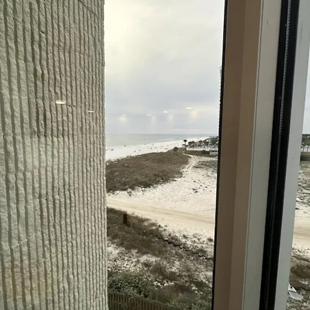 Top Of The Gulf 410 Beach Front Condo - Renovated!-3